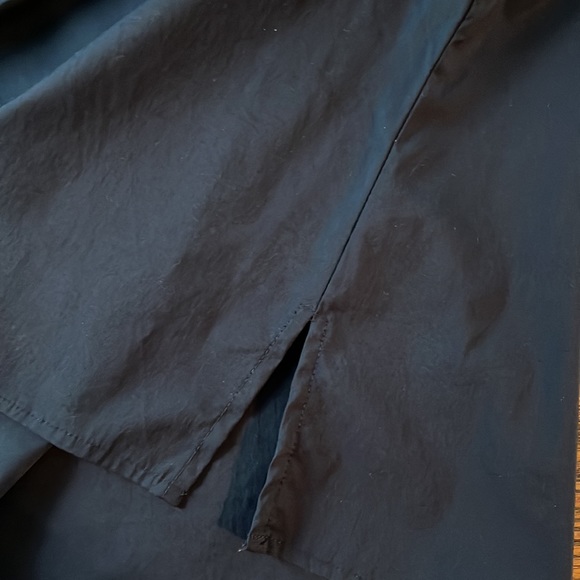 Classic Talbots Navy and White Blouse - Picture 6 of 8